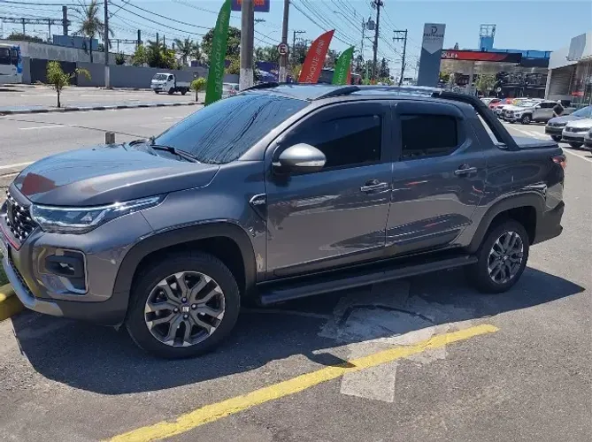 Fiat Strada Ultra 1.0 Flex Turbo CD Aut. 2025