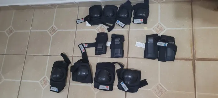 2 Kits de segurança para Skate da Decathon 