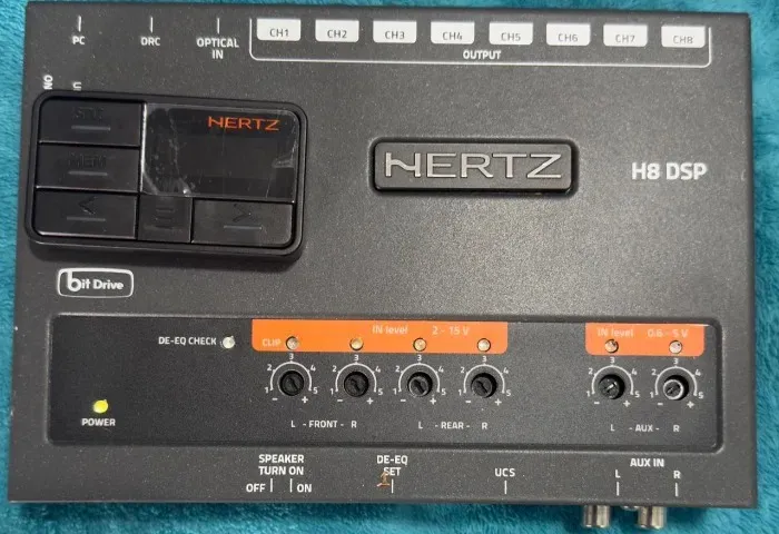 Audio Processador de interface digital Hertz H8