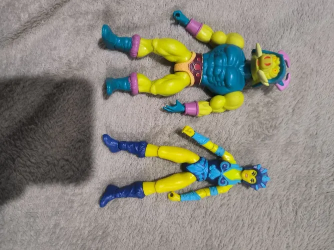 Lote Bonecos He man Masters of Universe Evil Lyn e Pig Head