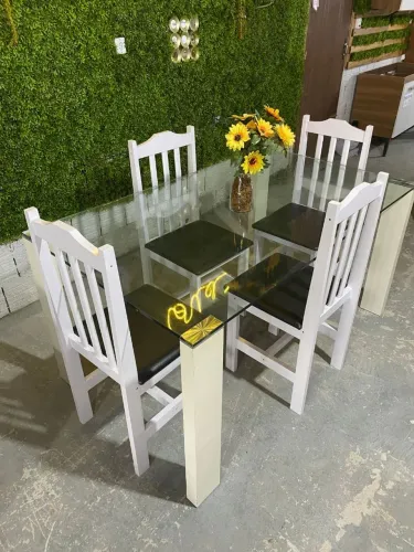 Conjunto mesa 4 lugares