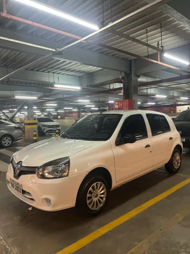 Renault Clio Expression 1.0 16V Flex 5P 2014