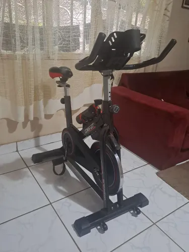 BICICLETA ERGOMÉTRICA Alta Performance. 