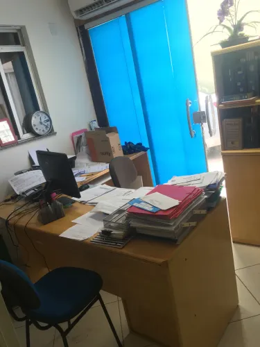 VENDO MESA DE ESCRITÓRIO