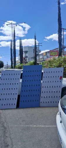 CHAPA MDF COM GANCHOS 