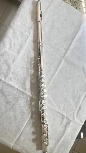 Flauta Transversal Yamaha YFL 211 Japan - sii