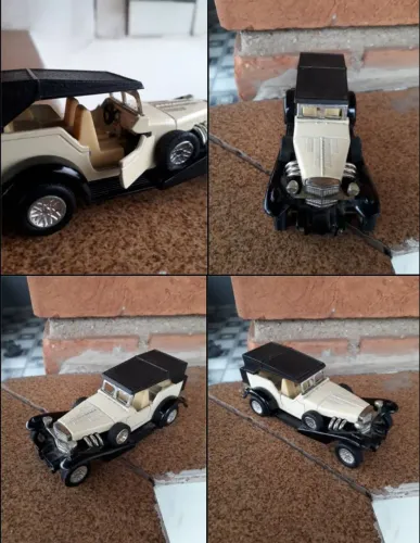 Antiga miniatura de calhambeque da década de 80 movido á fricção. FAVOR LER A DESCRIÇÃO!