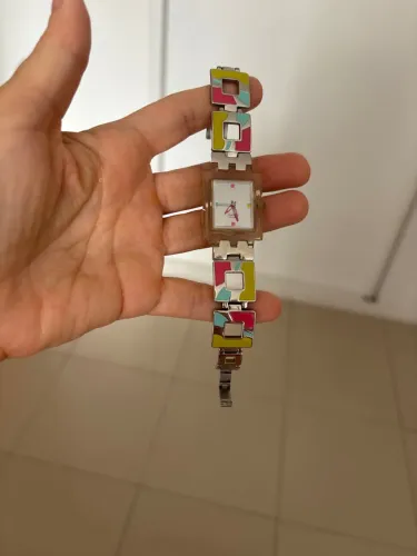 Relógio colorido feminino Swatch