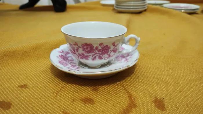 Xícara antiga 