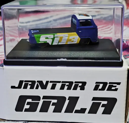 Miniatura Jantar salão diecast 3 T2 pick up