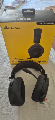 Headset Corsair HS70 Pro Wireless