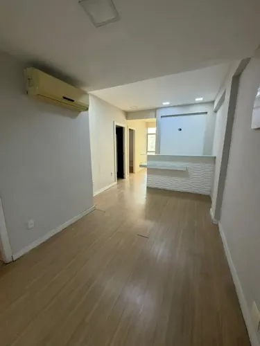 Escritório para aluguel tem 50 metros quadrados em Centro - Duque de Caxias - RJ