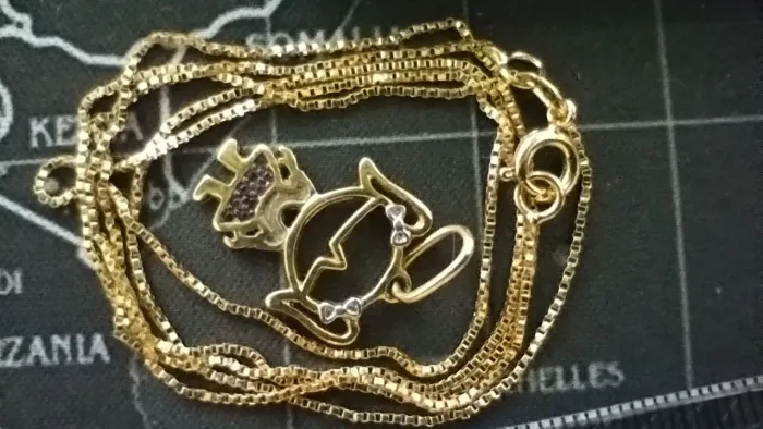 Corrente foleado a ouro com pingente menina foleado ouro 18k
