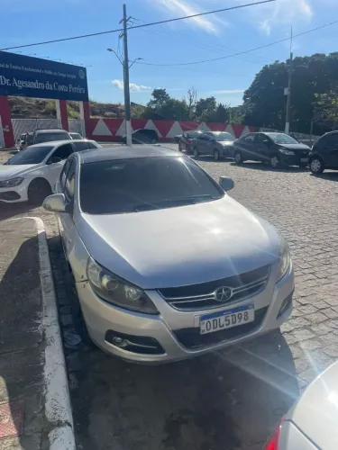 JAC J5 Sedan 1.5 16V 4P Mec. 2013