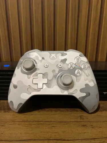 Controle Arctic Camo Edição especial - Xbox Series | Xbox One | PC