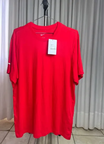 Camisa masculina Nike NOVAS 