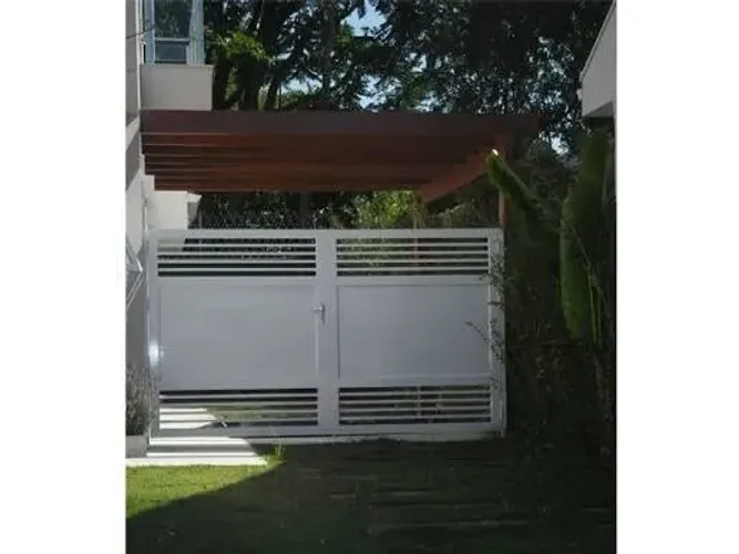 Portão vazado