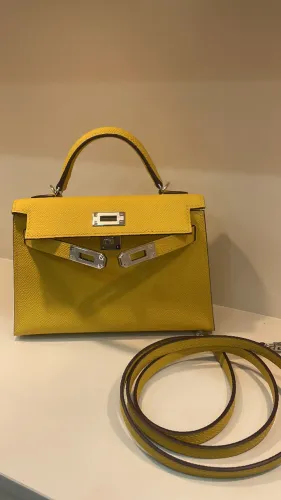BOLSA MINI KELLY COURO