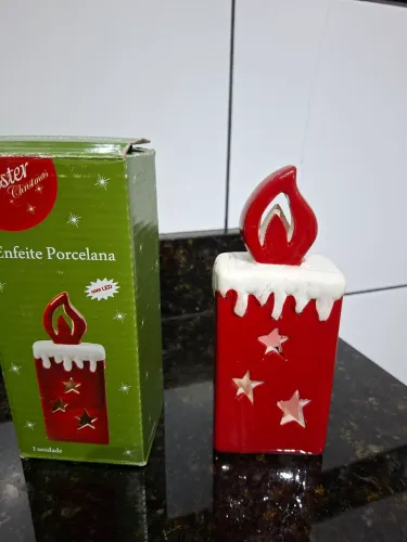 Enfeite em porcelana com iluminação natalino