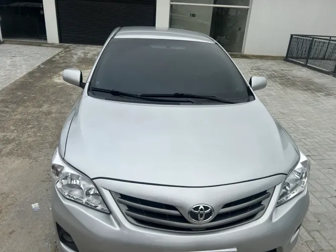 Toyota Corolla GLI 1.8 Flex 16V Aut. 2013