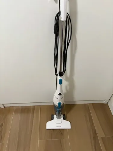 Aspirador vertical Mondial