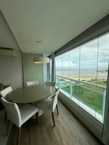 Aquamarine | 82m² | 2 Suítes + Home Office | Vista Mar | 2 Vagas | Porteira Fechada