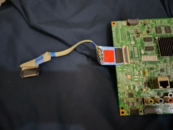 Placa mãe tv LG43lf6350 funcionando com detalhes na hdmi