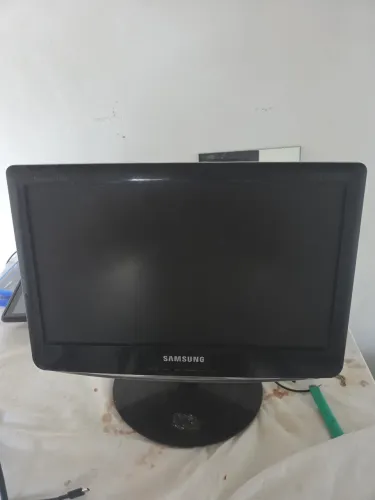 Monitor Samsung SyncMaster B1630