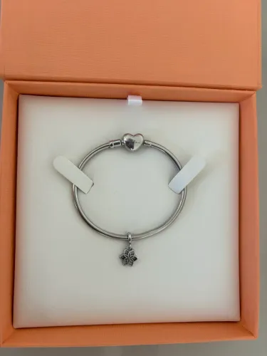 Pulseira Vivara rígida 