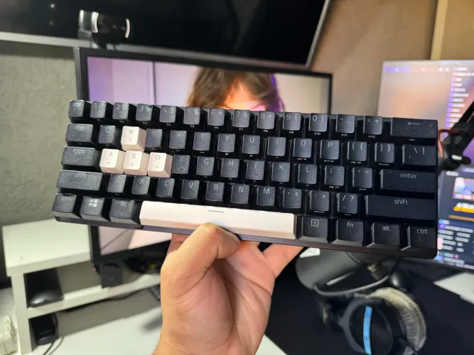 Teclado Gamer Razer Huntsman Mini 60% - Switch Razer Purple | Excelente Estado