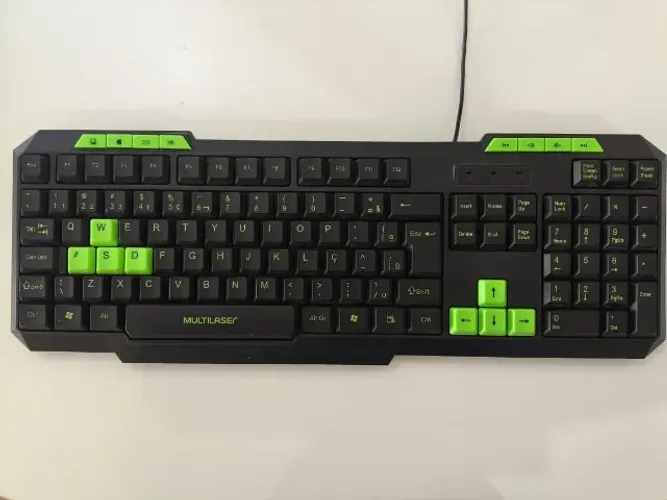 Teclado gamer Multilaser TC243 Slim