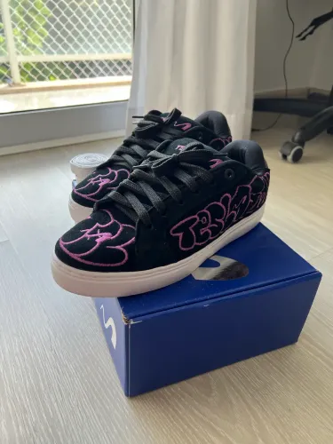 Tênis Tesla Hertz Art Black White Purple Unissex - Preto