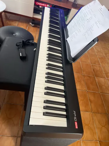PIANO ROLAND FP-10 | PIANO DIGITAL