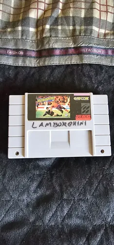 Fita c/dois jogosSuper Nintendo Soccer Shootout (capcom) + corrida Lamborghini  só dar res