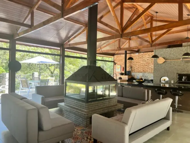 Oportunidade - Sítio - 3 Casas - Brumado - Delfim Moreira - Minas Gerais - 16,73 Hectares.