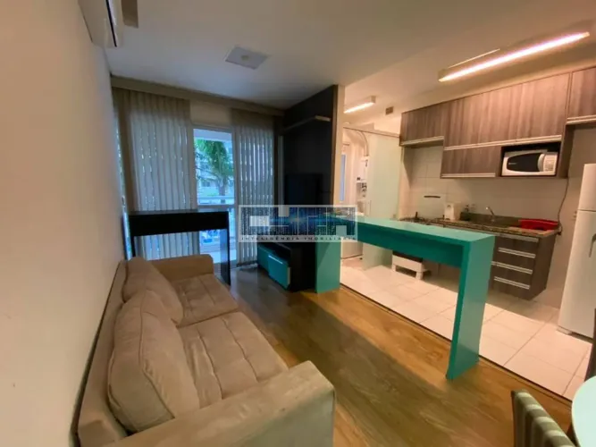 Apartamento MOBILIADO de 1 SUÍTE e GARAGEM