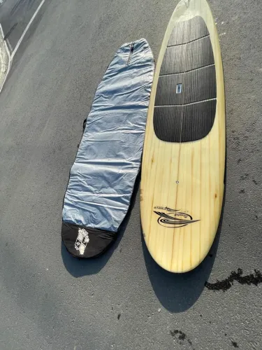 Stand Up Paddle 10? Marca Rip Wave 3.20m 80cm de largura 13cm de espessura R$ 2.500,00