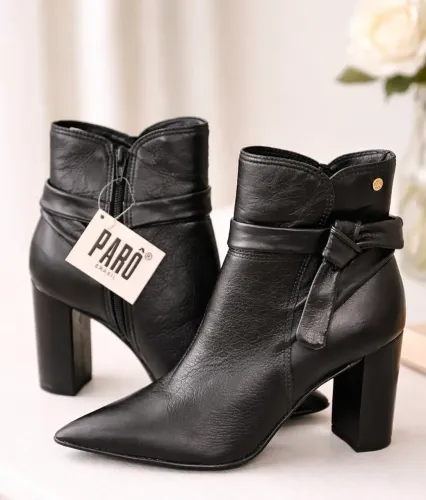 Bota Parô de Couro Feminina - Nunca Usada