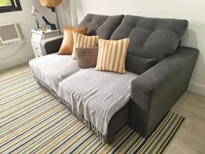 Sofá retrátil 