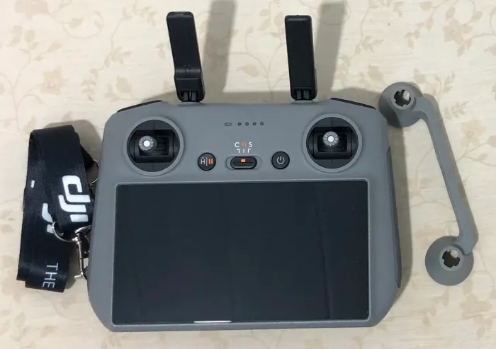 Controle rc2 semi novo