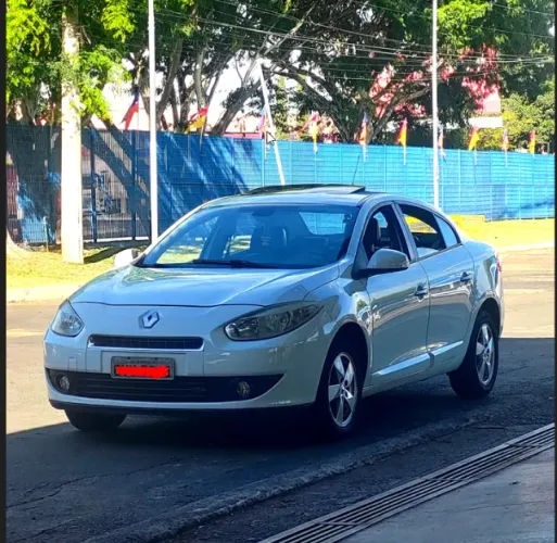 Renault Fluence Sed. Dynamique 2.0 16V Flex Aut. 2014