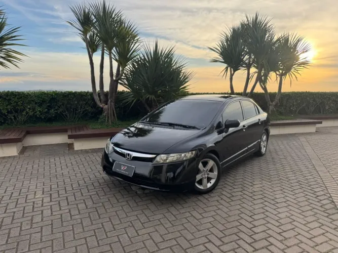 Honda Civic Sedan LXS 1.8/1.8 Flex 16V Mec. 4P 2008