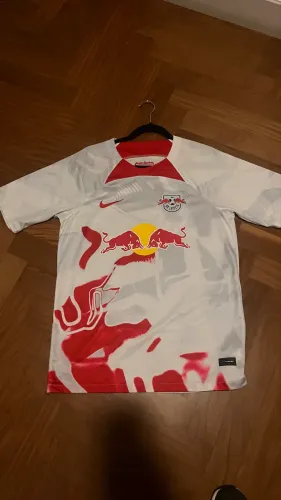 Camisa 1 RB Leipzig 2022/2023