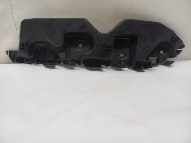 Guia Parachoque Direito Dianteiro Renault Duster 2013 A 2015