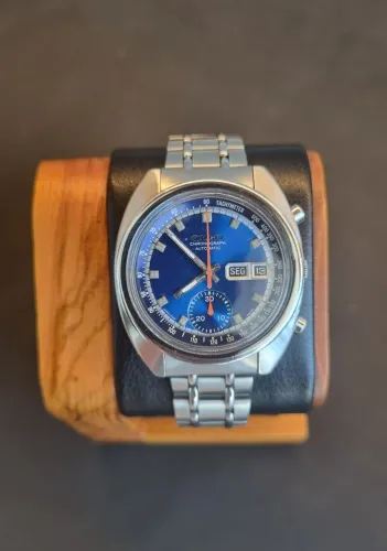Relógio Seiko Cronógrafo 6139-6012 "Eletric Blue"