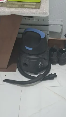 Aspirador de Pó Electrolux 1400W
