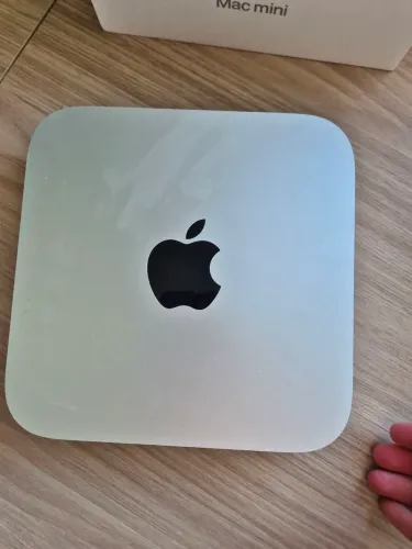 Mac mini 8gb 256 ssd M1