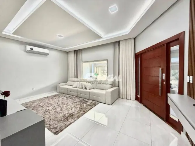 Casa com 3 dormitórios à venda, 200 m² por R$ 630.000,00 - Nova Floresta - Porto Velho/RO