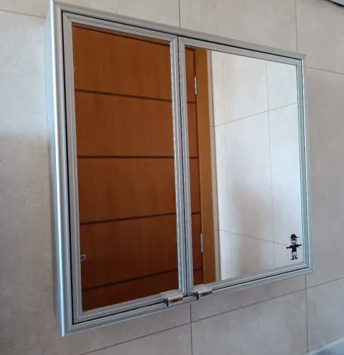 ARMÁRIO DE BANHEIRO SOBREPOR