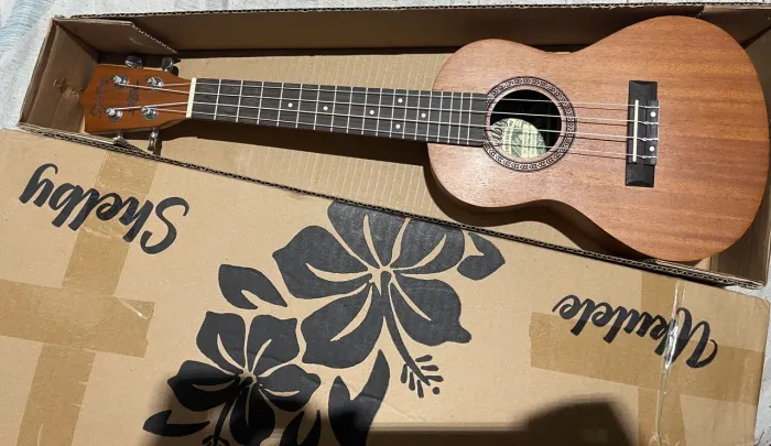 ukulele shelby su23m concert